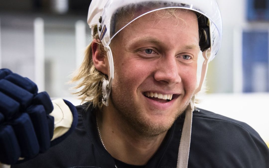 Alex Nylander Talks Workout Program & ”Dahlin Fever” in Buffalo