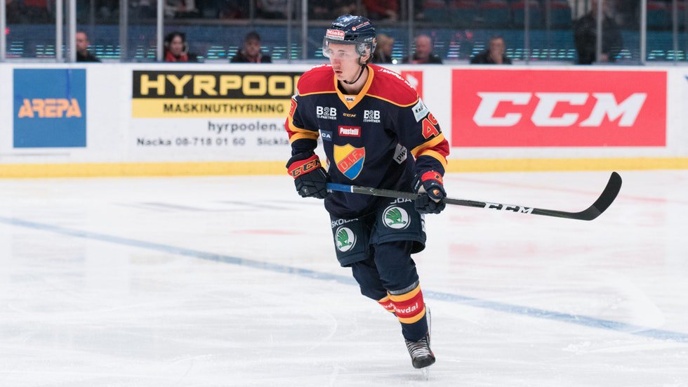 David Bernhardt Signs With Växjö Lakers