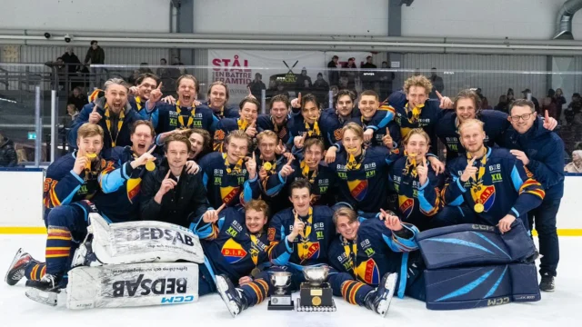 Championship secured. 🏆

@theosstockselius takes home the Junior National title with Djurgården. Huge congrats! 👏